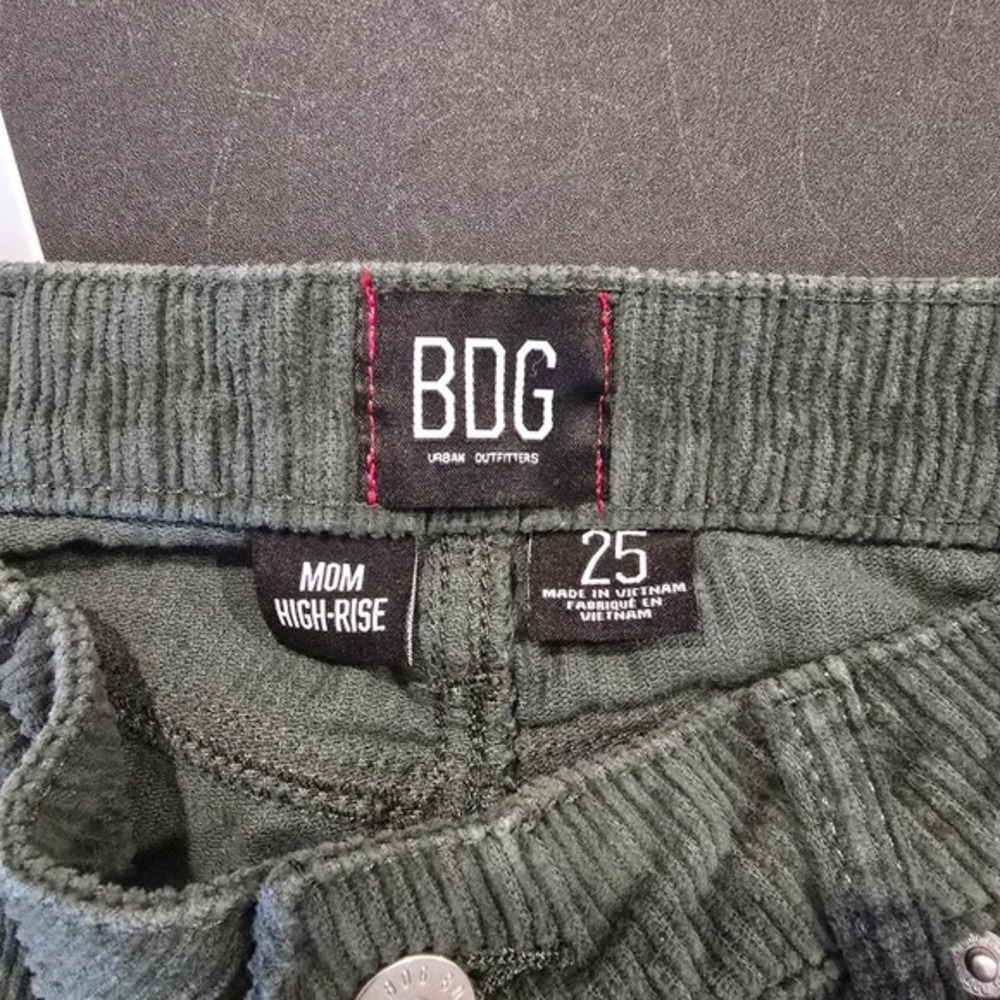 BDG Urban Outfitters Dark Green Corduroy Mom High-Rise Tapered‎ Pants Size 25 - Picture 5 of 11